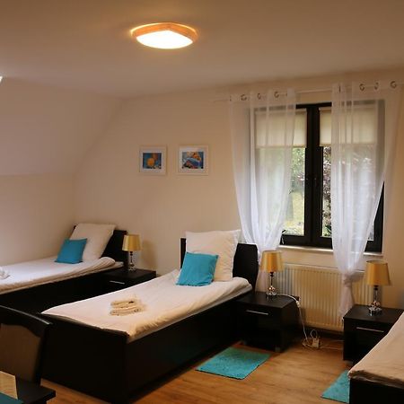 Hotel Lachowka Krepiec Buitenkant foto
