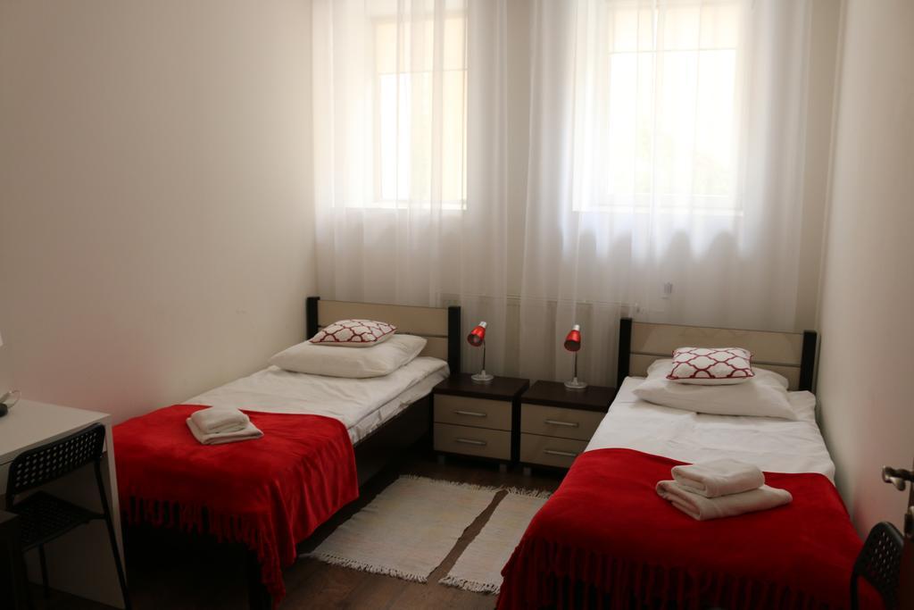 Hotel Lachowka Krepiec Buitenkant foto